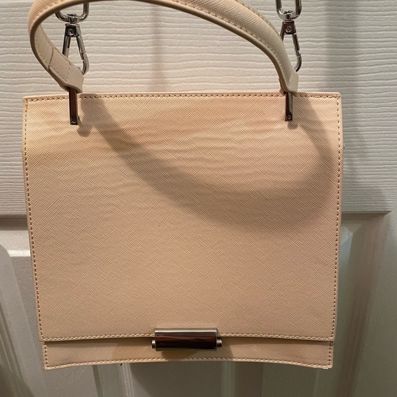 Very girly purse - Picture 2 of 4